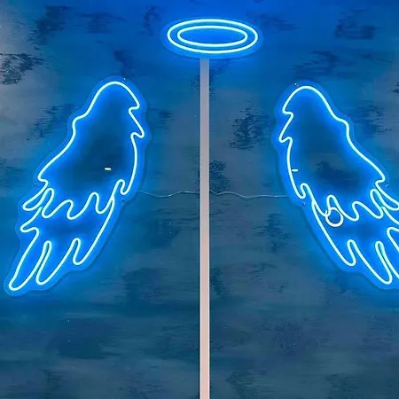 Spacieuse Sauna Billiard Netflix