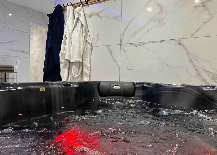 Spacieuse Sauna Billiard Netflix