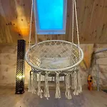 Spacieuse Sauna Billiard Netflix