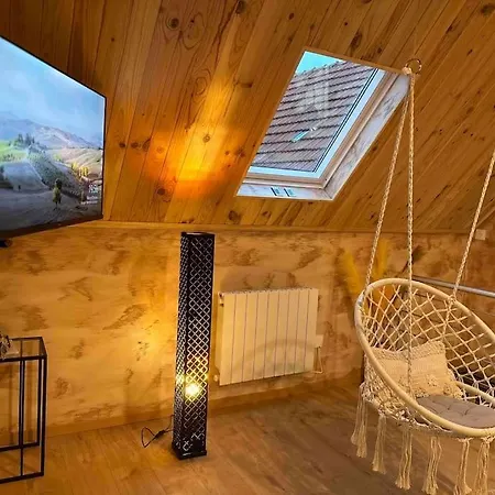 Spacieuse Sauna Billiard Netflix Vila